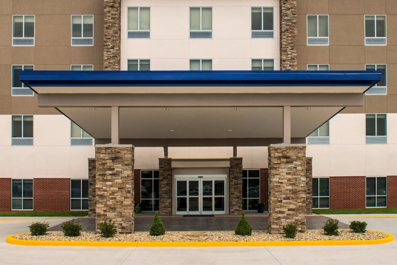 Holiday Inn Express Troy By Ihg Exterior photo